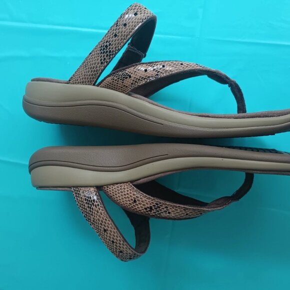 Orthofeet Gaya Thong Sandals Womens 9.5 WIDE Brown Snake Print Orthotic Insole - Picture 4 of 12